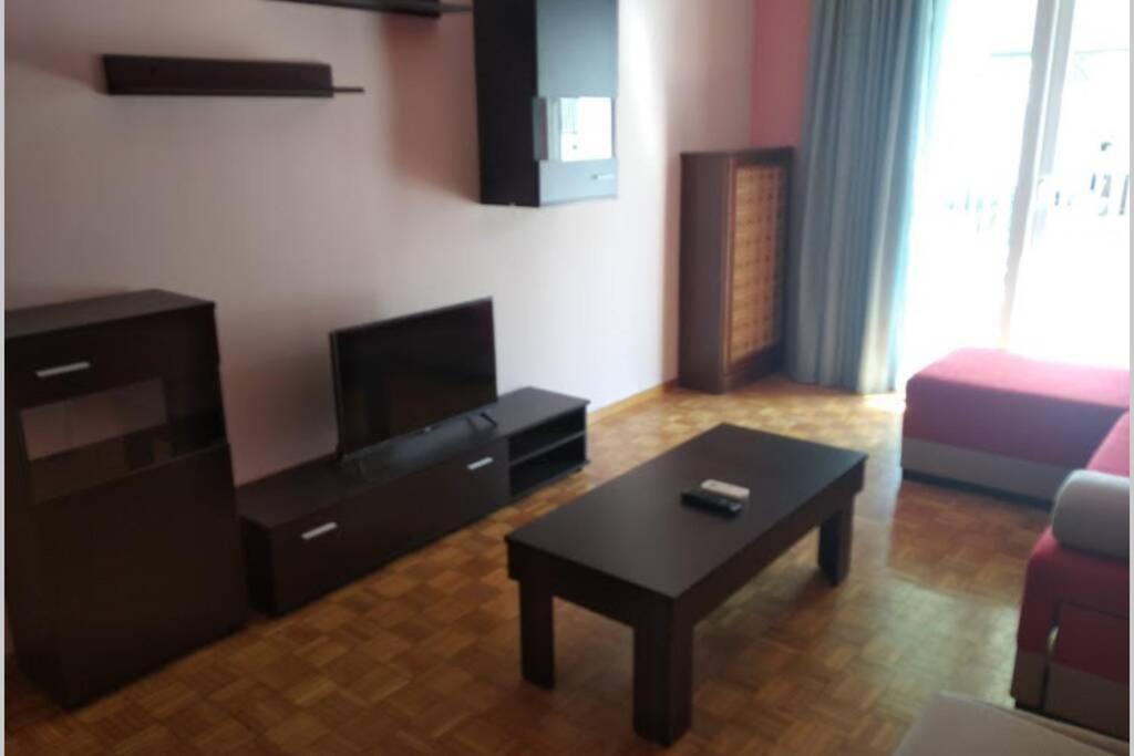 Debby'S Central Apartment 卡瓦拉 外观 照片