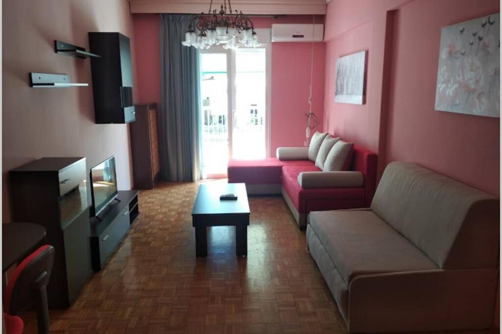 Debby'S Central Apartment 卡瓦拉 外观 照片
